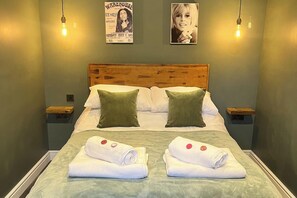 1 chambre, accès au Wi-Fi (inclus), literie fournie