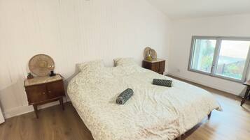 4 chambres, bureau, lit parapluie, Wi-Fi gratuit