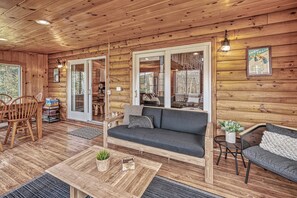 Smart TV, fireplace, video games, table football