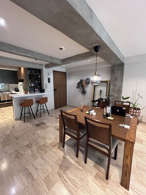 Dining - Charming 2-bedroom apartment in fabulous Ciudad de México, 2 blocks from Reforma (Ciudad de México)