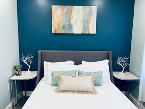 1 bedroom, desk, iron/ironing board, WiFi