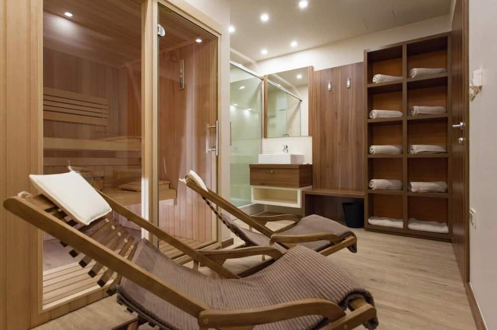 Hotel Pomaranča