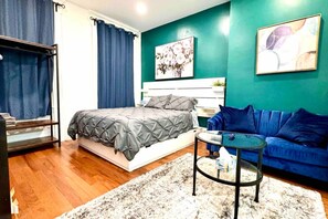 1 bedroom, desk, iron/ironing board, WiFi