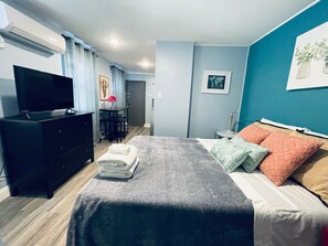 1 Schlafzimmer, Schreibtisch, Bügeleisen/Bügelbrett, WLAN