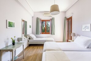 2 bedrooms, Egyptian cotton sheets, premium bedding, memory-foam beds