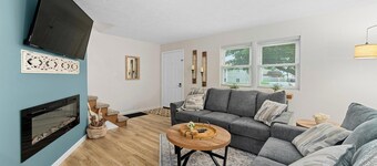 Tranquility Townhome - Near Sioux Falls, SD