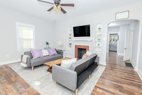 Whispering WillowBnB – Cozy Central Stay Near IUP in Indiana, PA