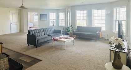 Charming 2-bedroom guest suite in the prime location of Fredericton