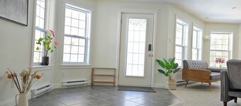 Charming 2-bedroom guest suite in the prime location of Fredericton