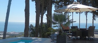 Cosy cottage with views of the Costa del Sol