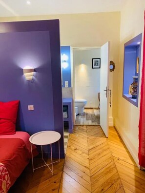 1 soverom, strykejern/-brett, wi-fi og sengetøy