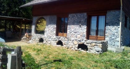 Very sunny chalet at the foot of the slopes, the Ecrins and the paragliding departure point!