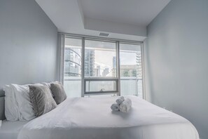 2 chambres, fer et planche à repasser, Wi-Fi, draps fournis