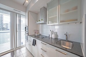 Microwave, oven, stovetop, dishwasher