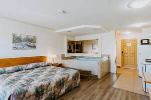 Suite, 1 King Bed, Kitchenette | Soundproofing, free WiFi