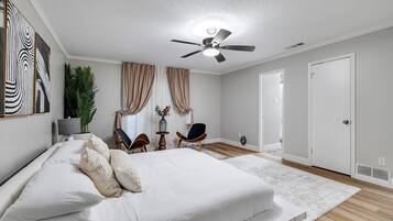 2 slaapkamers, een strijkplank/strijkijzer, wifi, beddengoed