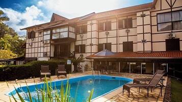 Piscina a l'aire lliure