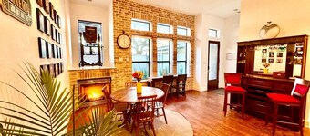 Vintage Modern Luxury-Deep Ellum-Fair Park