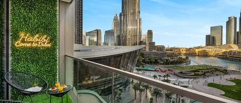 المنطقة المحيطة بالمنشأة