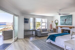 8 chambres, fer et planche à repasser, Wi-Fi, draps fournis