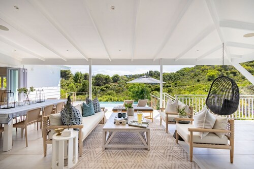 Villa Beacon - Sechs Schlafzimmer Villa, Schläft 14