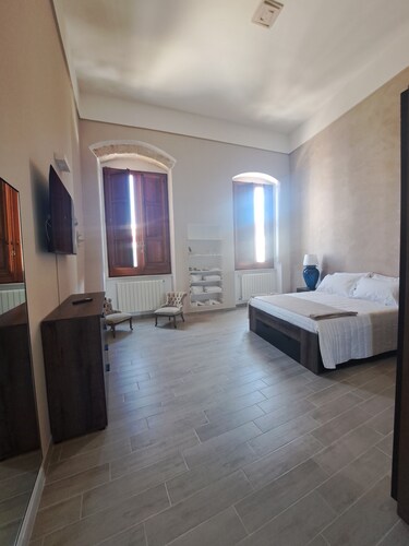 AL CONSOLE LE DIMORE