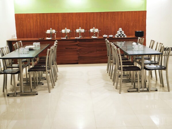 Desayuno bufé gratuito y diario