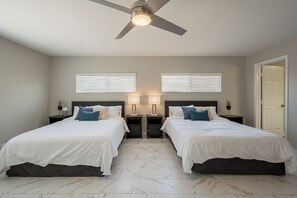 4 slaapkamers, een strijkplank/strijkijzer, wifi, beddengoed