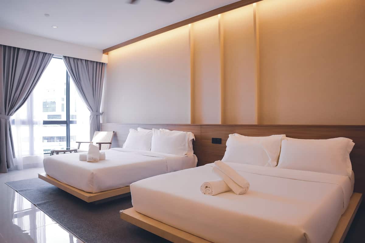 Suite estudio Deluxe, vista a la ciudad | 1 habitación, ropa de cama de alta calidad y edredón