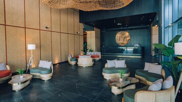 Sala de estar en el lobby