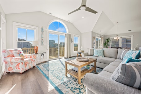Smart TV, books. ✦ New Listing ✦ 50 Yds to Beach ✦ Elevator ✦ 4BR ✦ 3 Living Areas ✦ Built 2020
