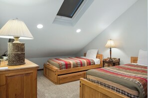 4 camere, Wi-Fi, lenzuola