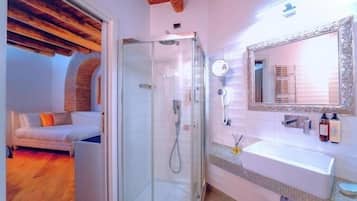 Chambre Quadruple Deluxe (Pantheon)