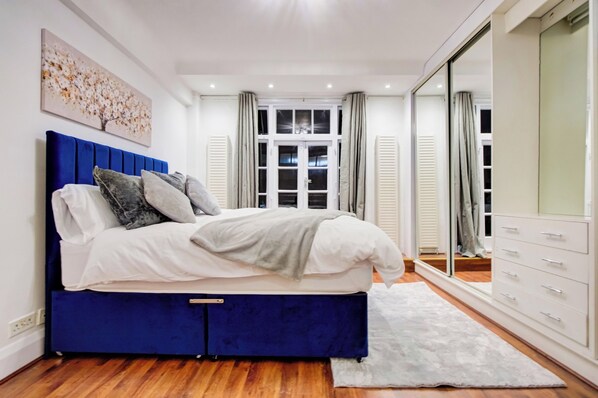 3 bedrooms, iron/ironing board, free WiFi, bed sheets