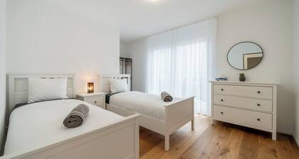 Schweizer Refugium | Smart Home, 1 GB, Erdgeschoss, 3 Min. zum Krankenhaus!