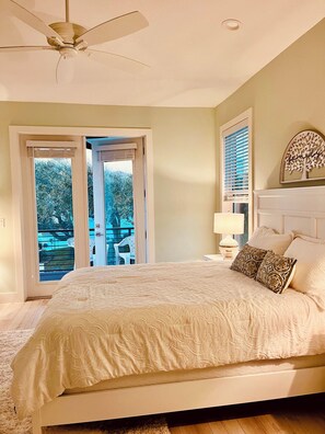 4 bedrooms, travel crib, WiFi, bed sheets