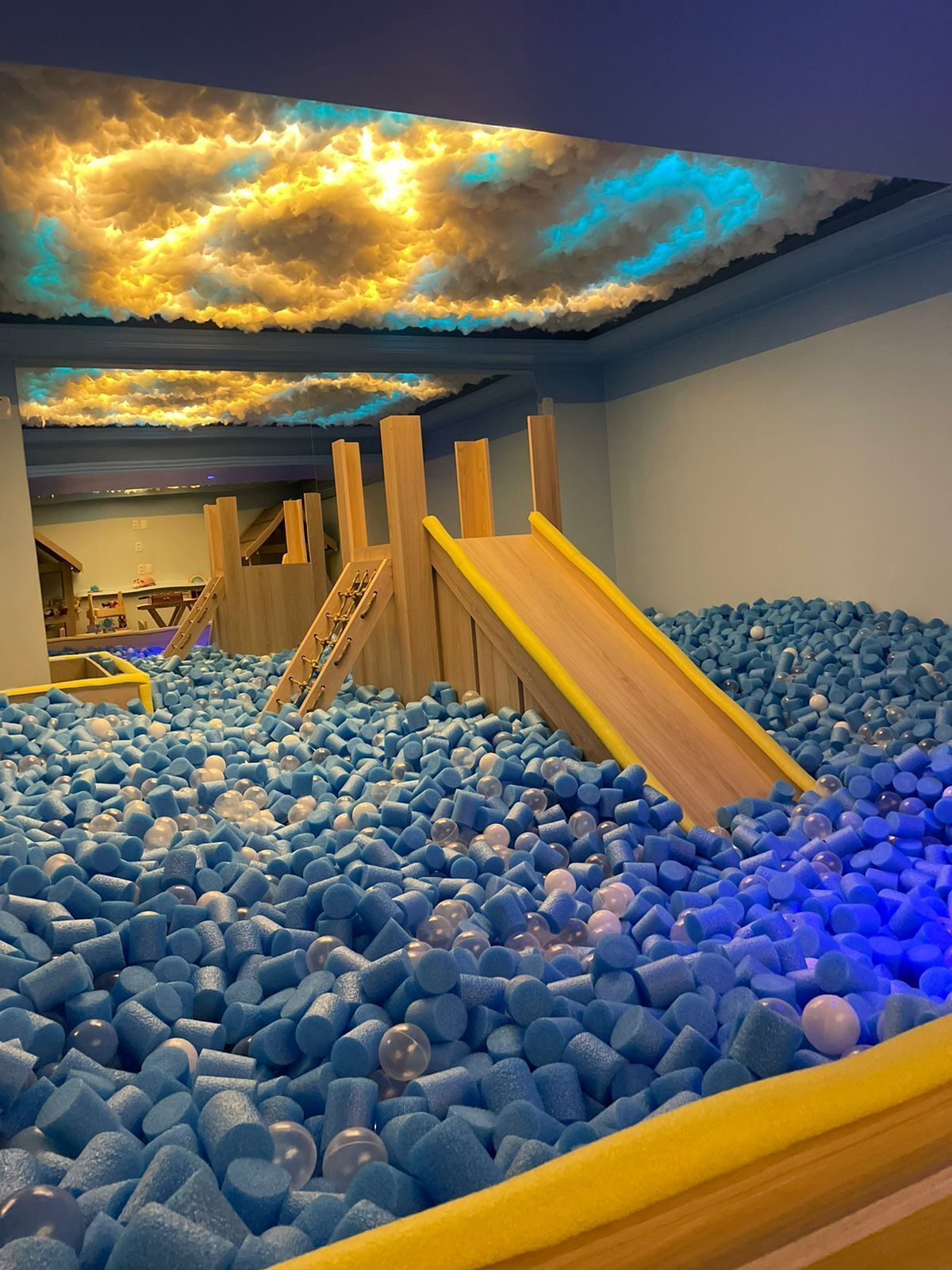 Children’s play area – indoor