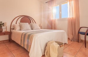 4 soverom, strykejern/-brett, wi-fi (inkludert) og sengetøy