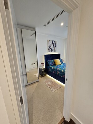 2 bedrooms, free WiFi, bed sheets - Cozy London Apartment Canary Wharf (London)
