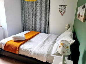 3 bedrooms, iron/ironing board, WiFi, bed sheets - Gite la Doline 3* (Mayrac)
