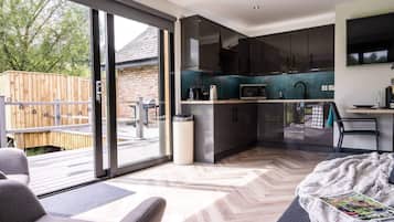 Cabin | Dapur peribadi | Peti sejuk, ketuhar gelombang mikro, ketuhar, dapur