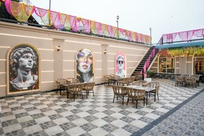 Terrace/patio - Virasat  The Hotel by Triveni Grand (Prayagraj)