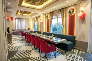 Restaurant - Virasat  The Hotel by Triveni Grand (Prayagraj)