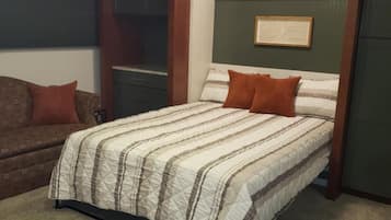 1 bedroom, iron/ironing board, free WiFi, bed sheets