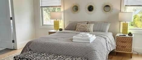 3 bedrooms, iron/ironing board, WiFi