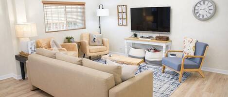 Smart TV, books