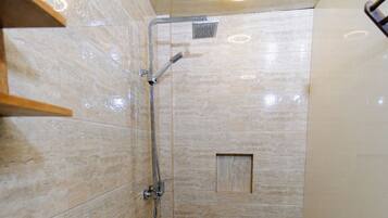 Deluxe Double or Twin Room, City View | Balcony