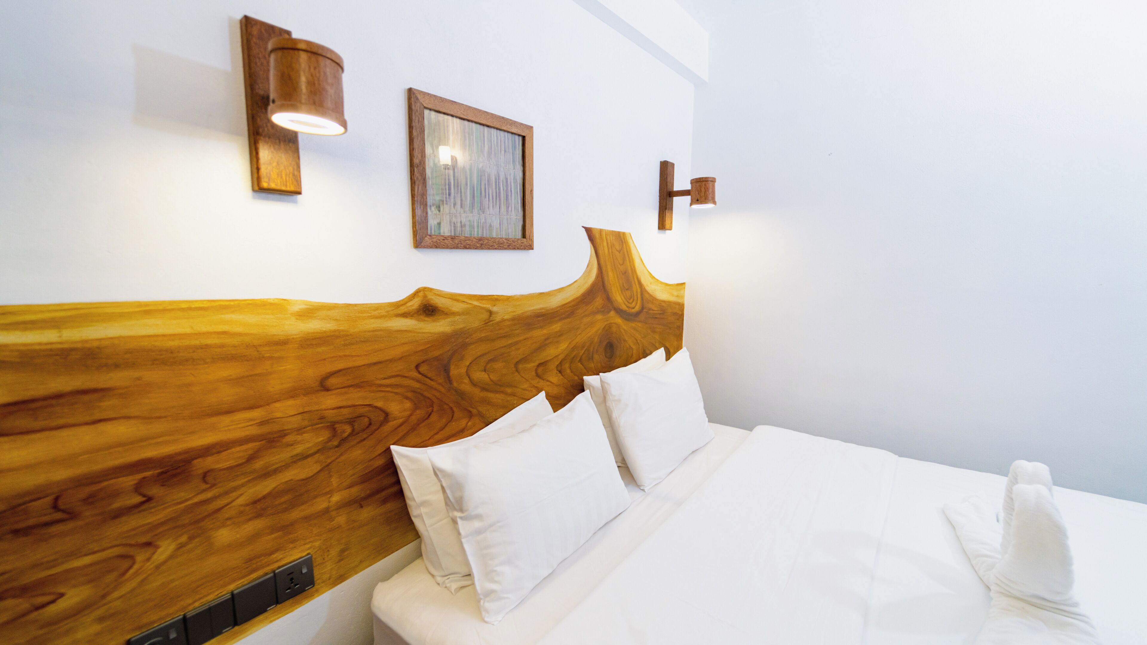 Kamar Double atau Twin Deluks, pemandangan kota | Minibar, brankas, meja kerja, dan Wi-Fi gratis