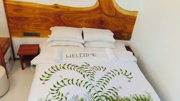 Deluxe Double or Twin Room, City View | Minibar, in-room safe, desk, free WiFi