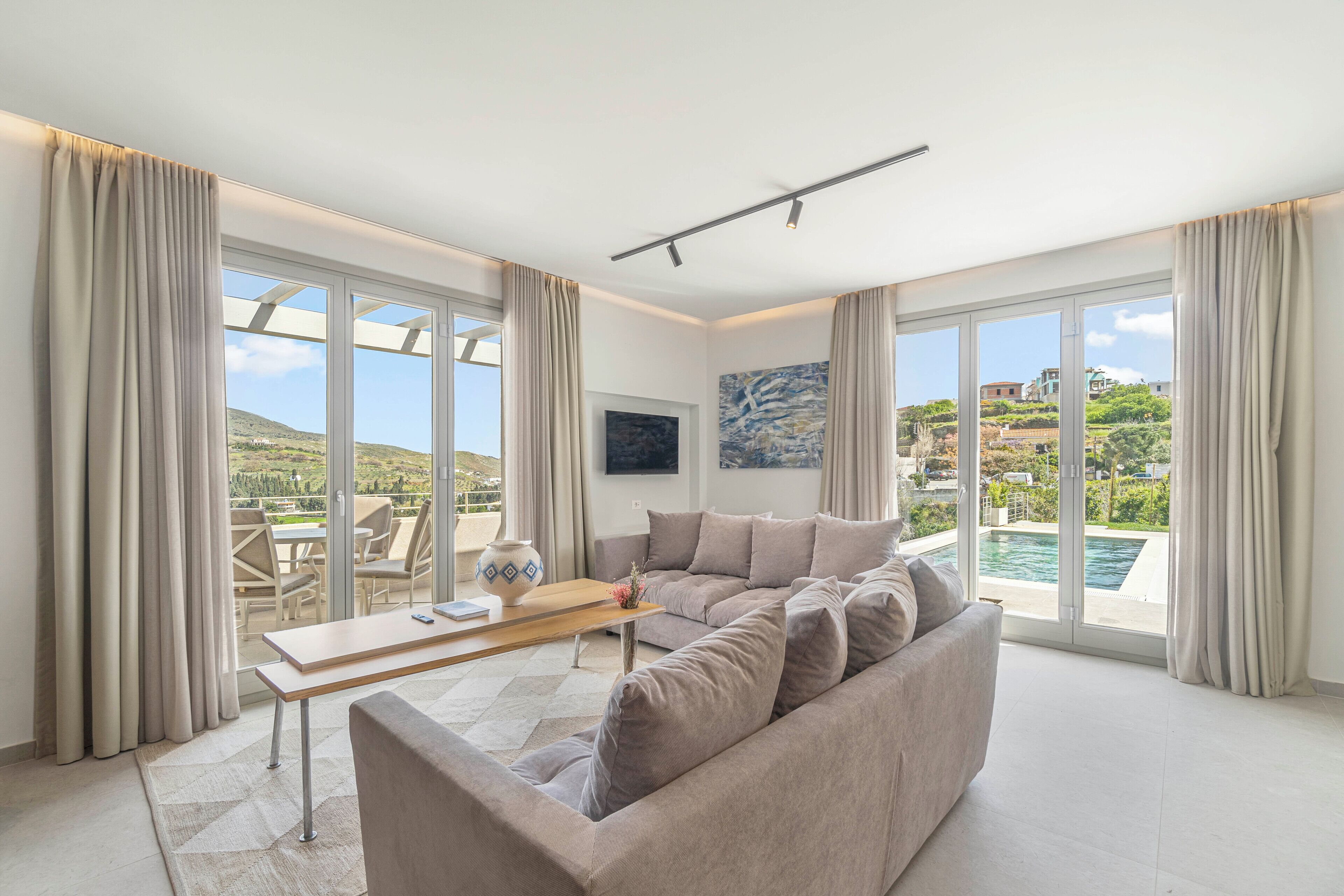 Grand-Villa, 2 Schlafzimmer, eigener Pool, Meerblick | 2 Schlafzimmer, Schreibtisch, laptopgeeigneter Arbeitsplatz
